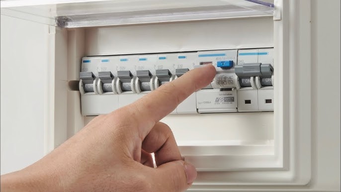 De ce sare siguranța la tabloul electric și ce trebuie verificat - Electro Octavian
